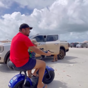 PASSEIO DE SCOOTER ELÉTRICA